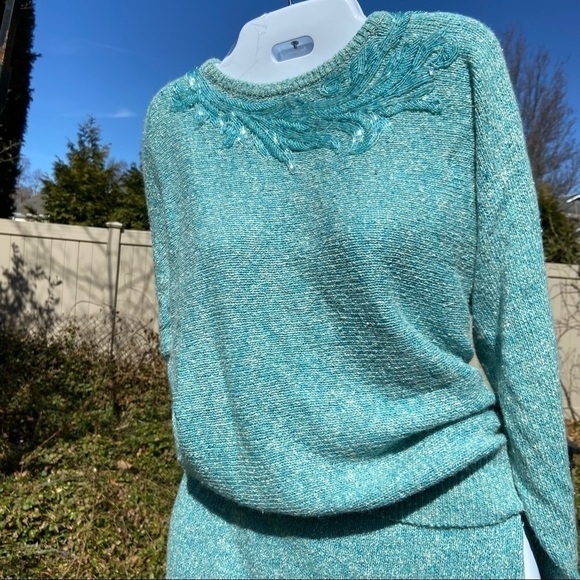 RAOUL Vintage 80s beaded suit in aqua. Beading embellishments sparkle. Snazzy. - Picture 3 of 15
